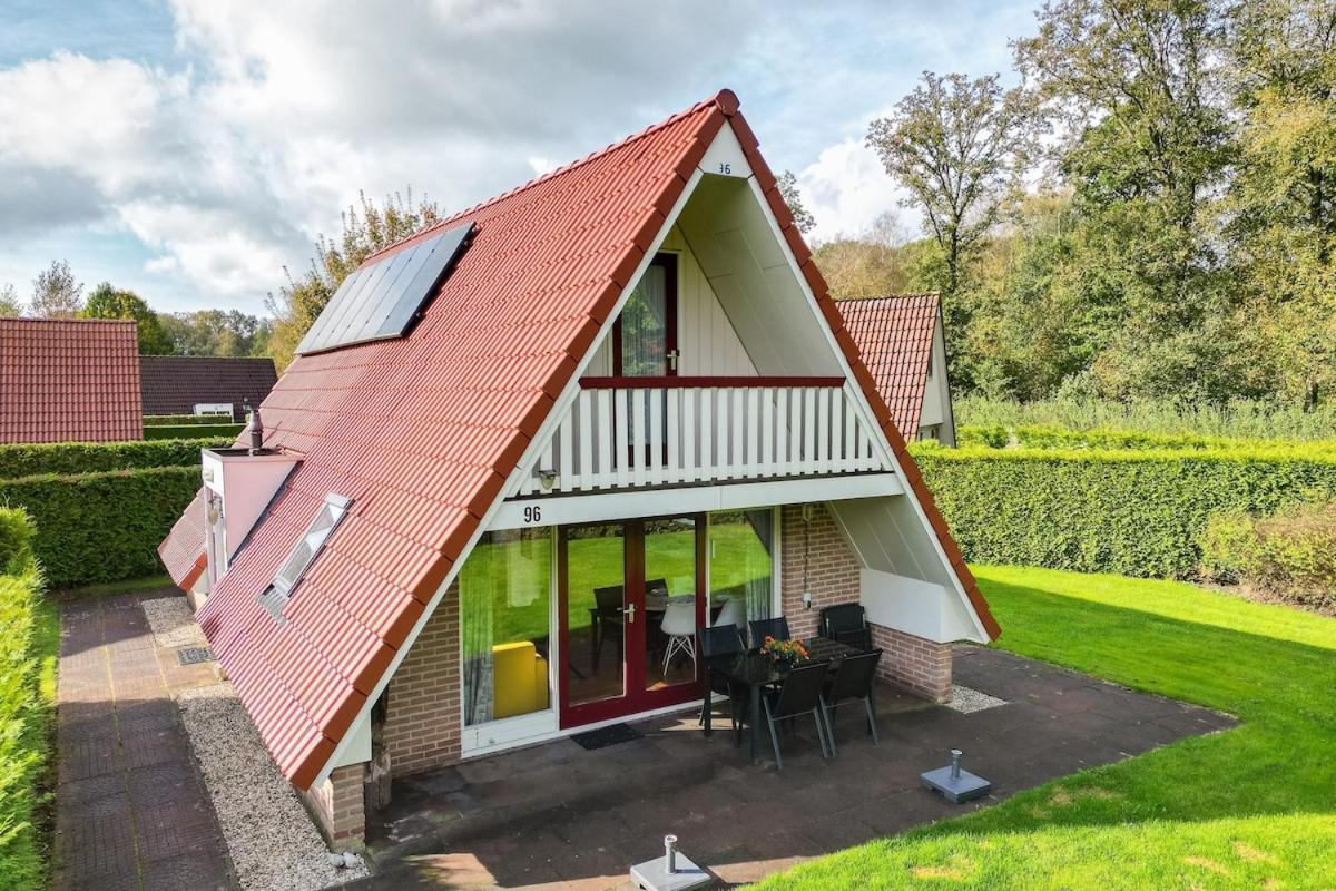 Kleine Zanglijster I Prachtig Huisje Nabij Bosrand Звіггелте Екстер'єр фото